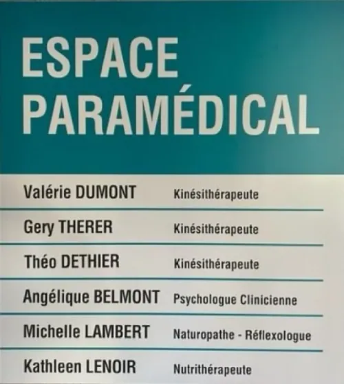 Le panneau de l'espace paramédical listant les praticiens.